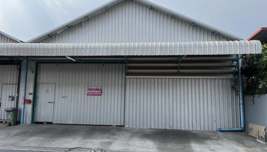 โกดังให้เช่า ซอยสะแกงาม 50 ถนนสะแกงาม เขตบางขุนเทียน กรุงเทพ โทร 081-2972736