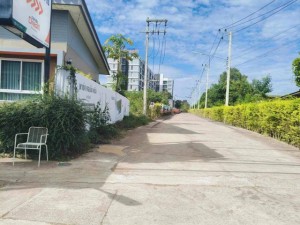 ขายที่ดินสีม่วง3ไร่กว่า ทำเลทอง ใจกลางนิคม304 ขายที่ดินปราจีนบุรี ใกล้ฉะเชิงเทรา ใกล้กรุงเทพฯ