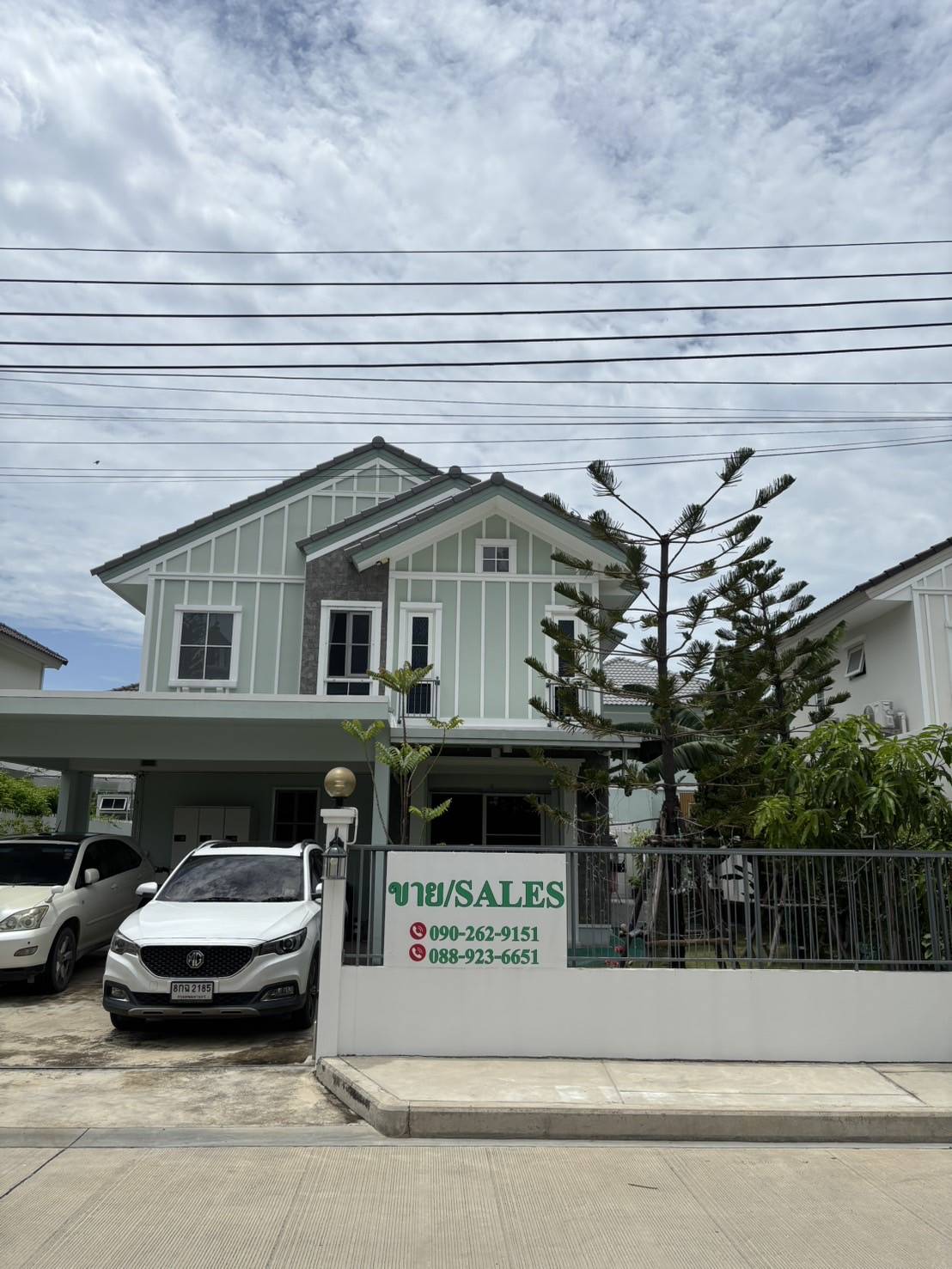 ขายบ้านเดี่ยว 2 ชั้น หมู่บ้าน Villaggio 2 ศรีนครินท์-บางนา อยู่ใกล้เมกาบางนา ทางด่วน โทร 090-262-9151