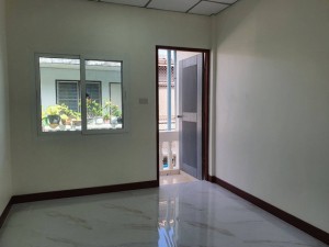 ขายบ้านทาวน์เฮ้าส์ตกแต่งใหม่พระราม2 ใกล้ทางด่วน เจ้าของขายเอง ขายถูกกว่า อมรชัย1