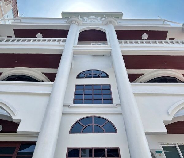 (Owner Post) ปล่อยเช่า White Mansion -บ้าน 5 ชั้นหรู ใจกลางกรุงเทพฯ ทองหล่อ ซอย 25 ใกล้BTS โทร 06-3559-5941