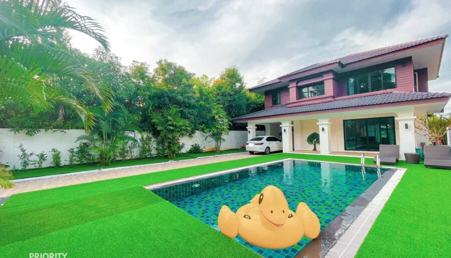 ให้เช่าบ้าน 2 ชั้น อ.สันทราย จ.เชียงใหม่ พร้อมสระว่ายน้ำ 4 ห้องนอน เฟอนิเจอร์ครบพร้อมอยู่ โทร 061-2538544