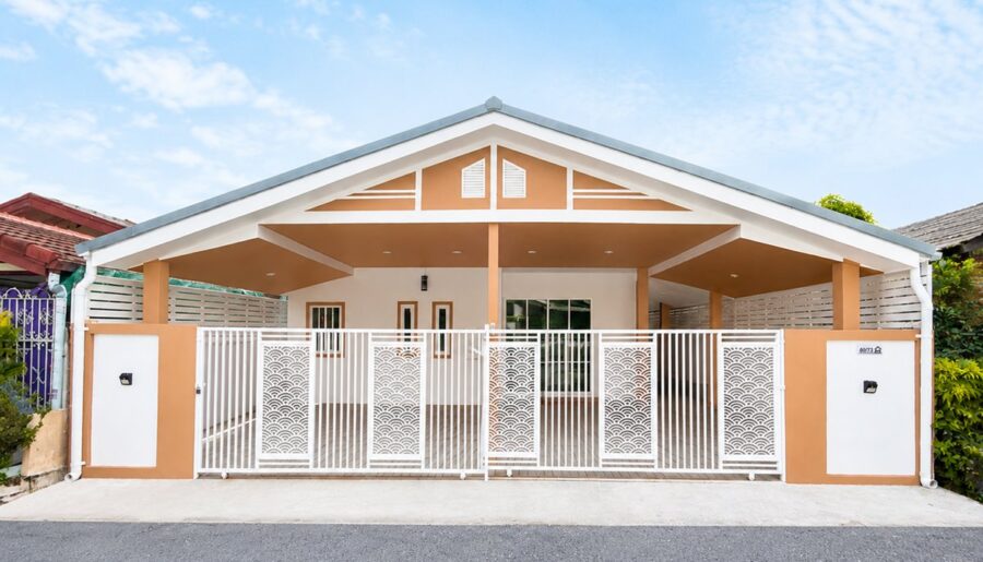 ขายบ้าน หมู่บ้านทหารกองหนุน พระยาสุเรนทร์ 28 ใกล้ตลาด, แฟชั่นไอส์แลนด์, รถไฟฟ้า โทร 094-9974744