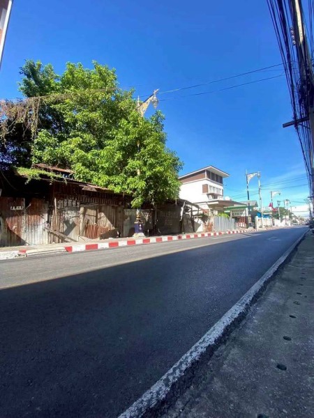 ขายที่ดินเปล่า เพชรบุรี ถนนพระทรง 90 ตรว ทำเลค้าขาย ใกล้ตลาดเทศบาล