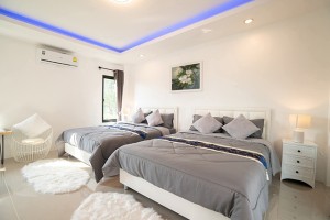 บ้านเดี่ยว ให้เช่า เหมาะสำหรับครอบครัว ทำธุรกิจพูลวิลล่ารายวันได้ ลงทุนทำพูลวิลล่าเช่ารายวัน ขายพูลวิลล่าพัทยา หลังมุมรีโนเวทใหม่