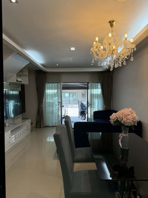 ขาย ทาวน์โฮม 出售三层联排别墅 BaanKlangMuangRatchaphruek–Rama5 出售房屋｜拉玛5路 บ้านกลางเมืองราชพฤกษ์–พระราม5 ทาวน์โฮม3ชั้นใกล้นครอินทร์